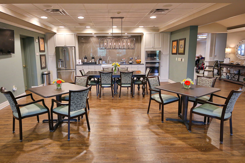 Avalon Assisted Living ที่ฮิลส์โบโรห์ 3