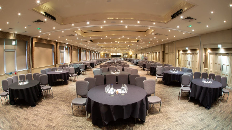 Bulk wedding reception chairs for sale supplier | Yumeya Furniture 6