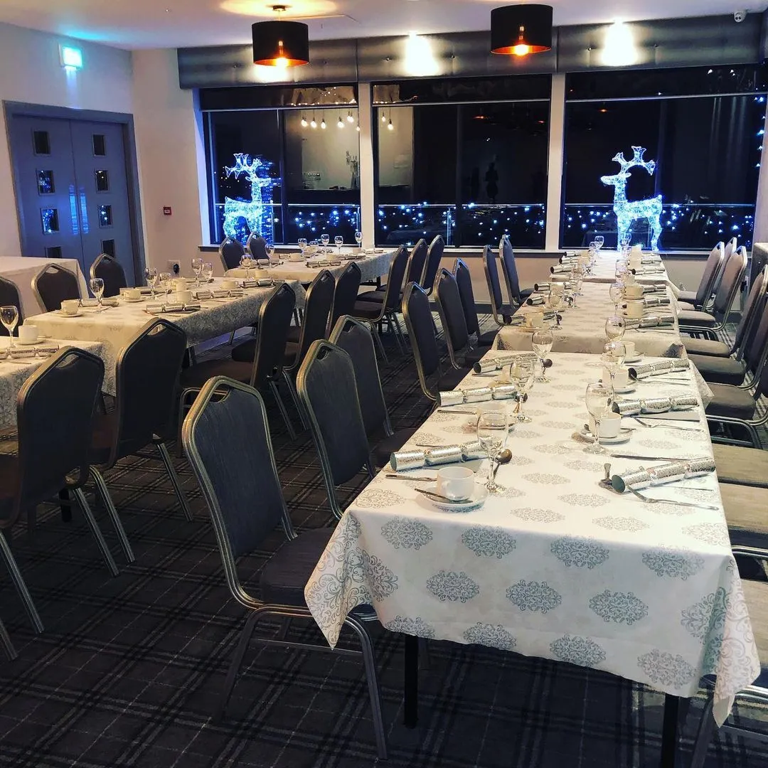 Fabricant de chaises de banquet de restaurants personnalisés | Yumeya Furniture 6
