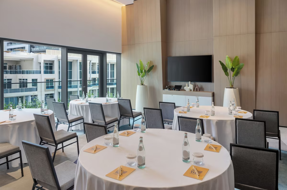 Details and Perfection: Case of Vida Dubai Marina <000000> Yacht Club Hotel Furniture 3