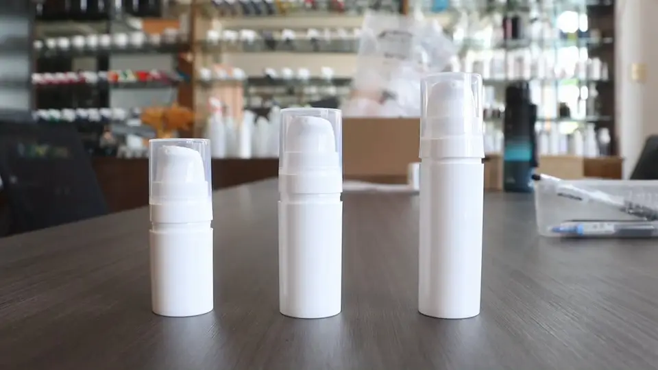Customized 5ml 10ml 15ml Cosmetic Packaging Lotion Bottles Pump Plastic Airless Bottle PP Airless Bottle 1