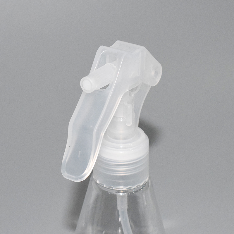 Newest Empty wholesale plastic bottles with trigger sprayer