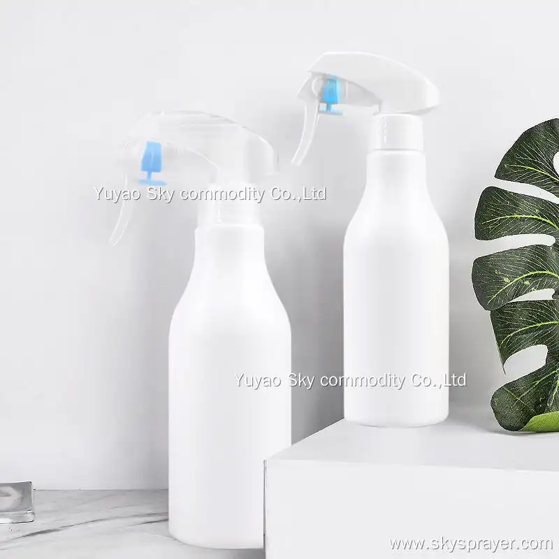 Botellas rociadoras de niebla fina sin aire de PP y PE de 300 ml, económicas, con colores personalizados, disponibles en botella de plástico con gatillo rociador. 1