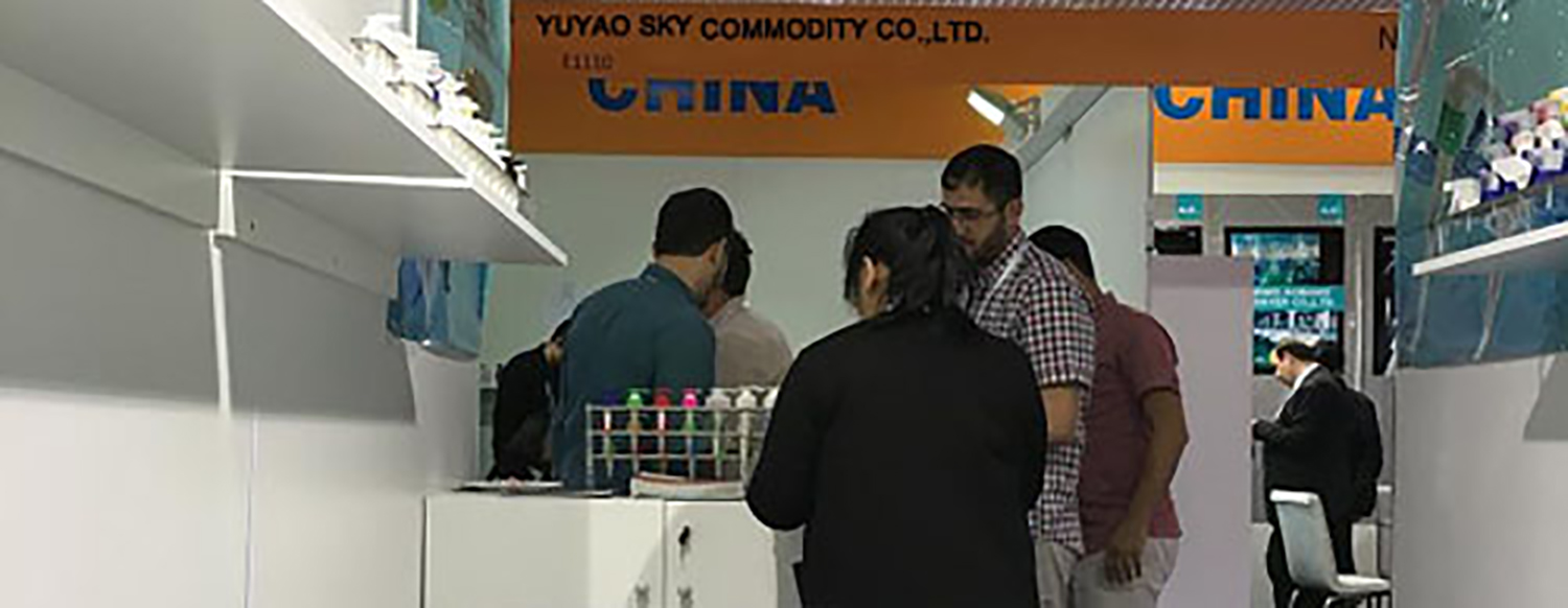 European customers visit SKY SPRAYER company to buy continuous spray 1