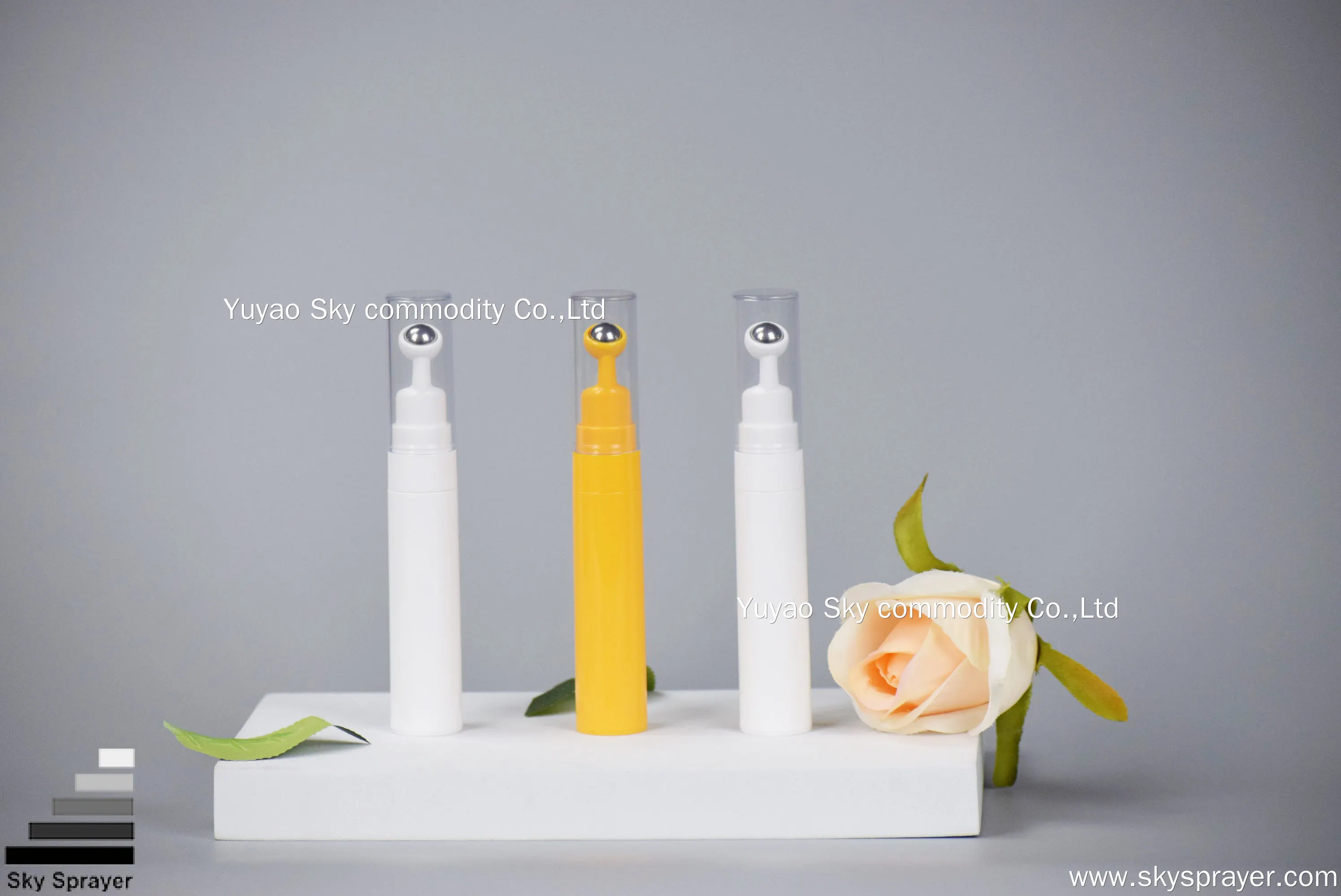 15g Round Ball Eye Cream Bottle with Press Essential Oil Bead Massage - Customizable Specifications, Bamboo Airless Bottle 1