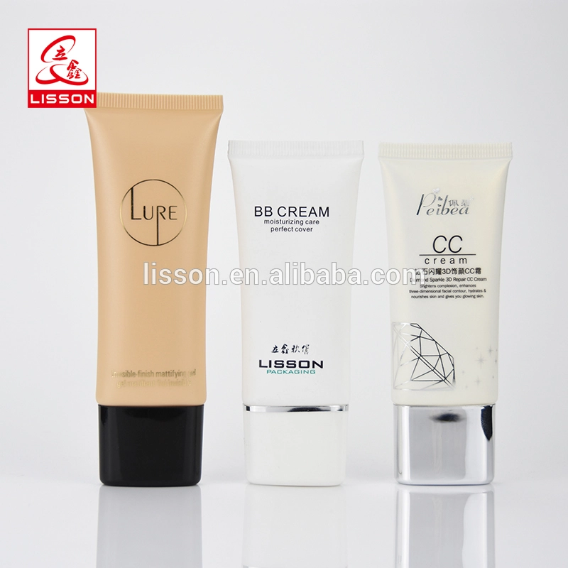 Wadah Krim CC Oval Lembut Plastik Kosmetik dengan Tutup Oval Metalik 1