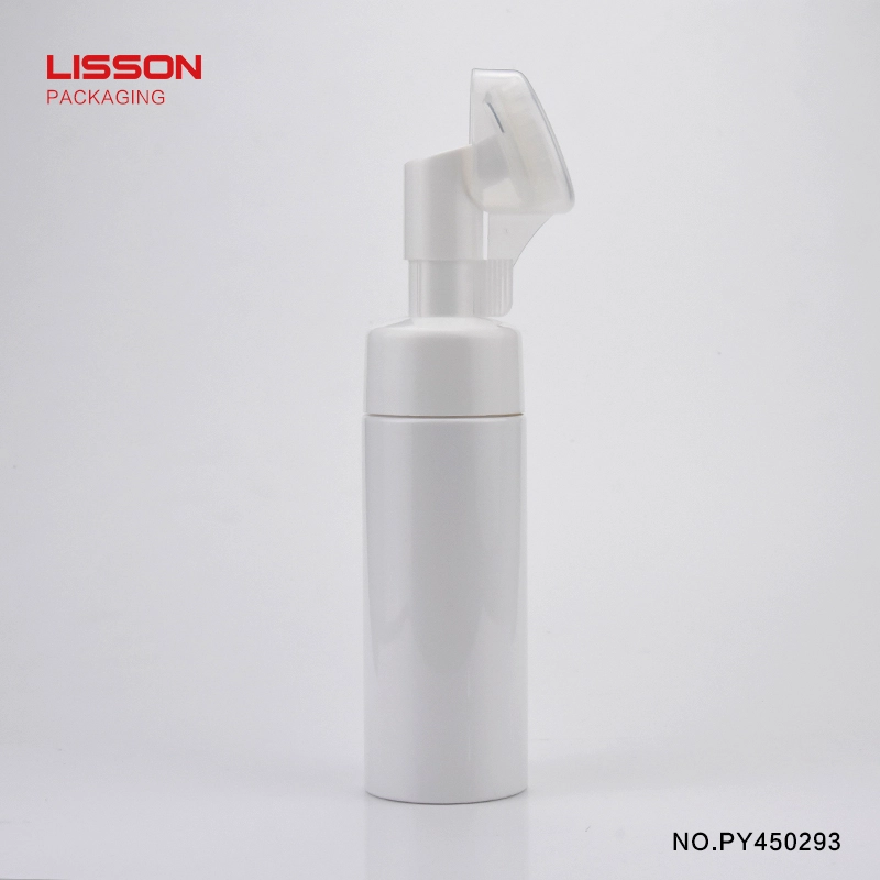 Mousse nettoyante à bulles de 100 ml de diamètre 45 avec brosse en silicone pour le visage 1