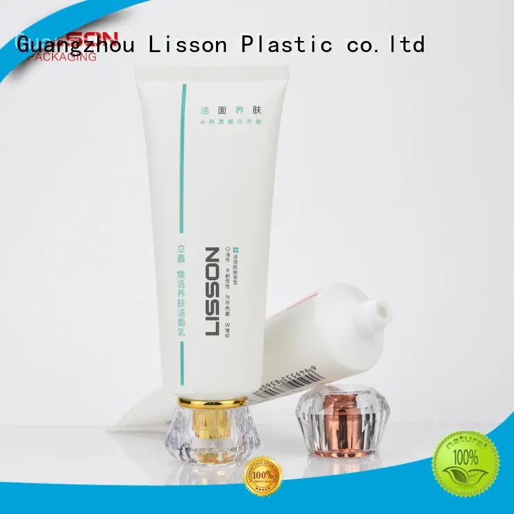 shampoo mens  plastic Lisson Brand 1