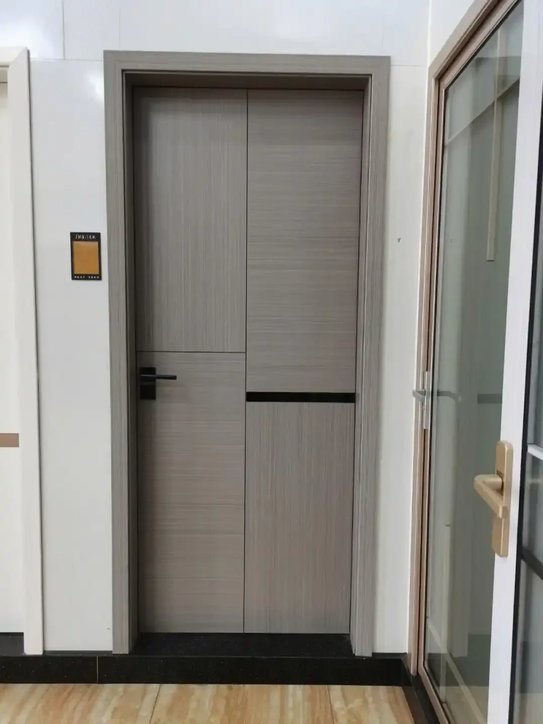 Puertas de madera de cristal de carbono | Elección inteligente y elegante \u0026  ecológica, image size:1080x1439