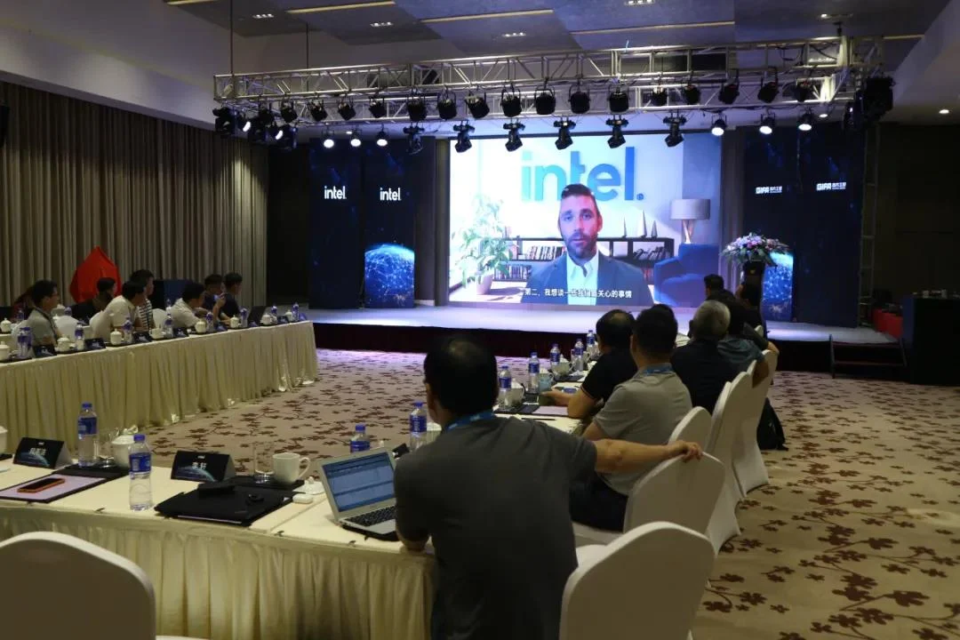 Непрерывное исследование направления развития отрасли | Ассоциация проводит шестой круглый стол руководителей предприятий POS-индустрии Китая 3