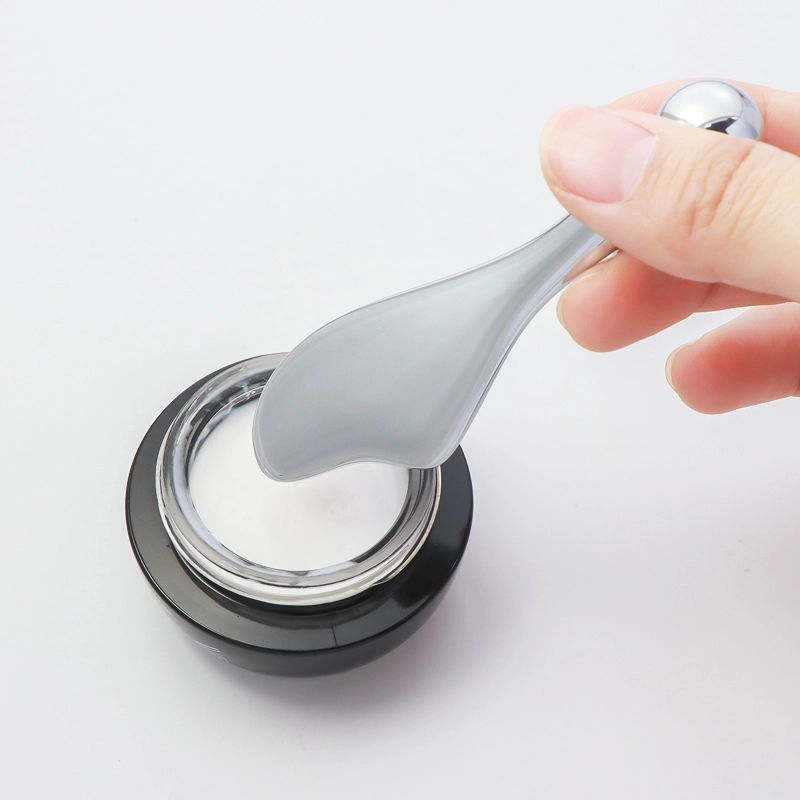 Metal Eye Cream Roller Wand for Reduce Puffiness 1