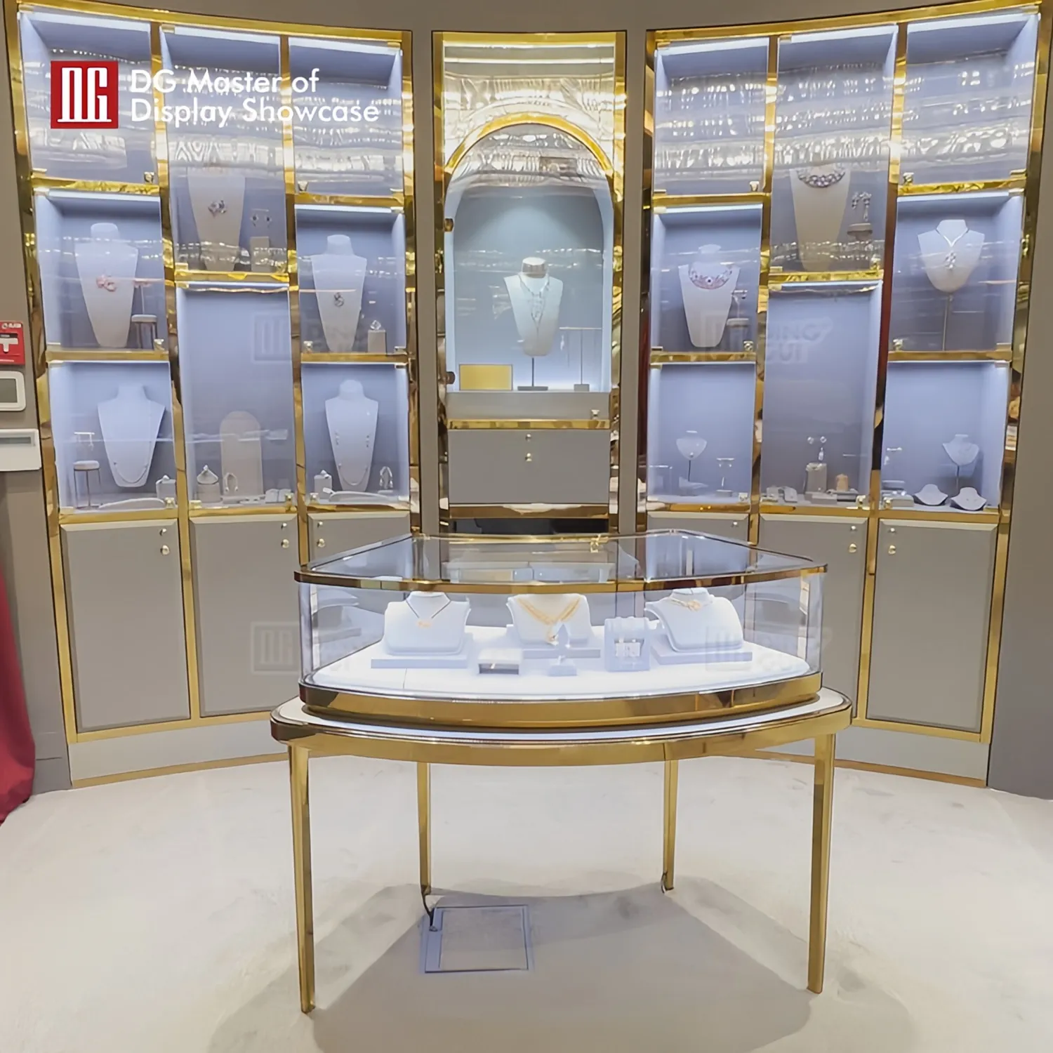 Front Opening Jewelry Watch Showcase by DG: Elevate Store Appeal with Intelligent Lighting & Secure Electronic Lock 5