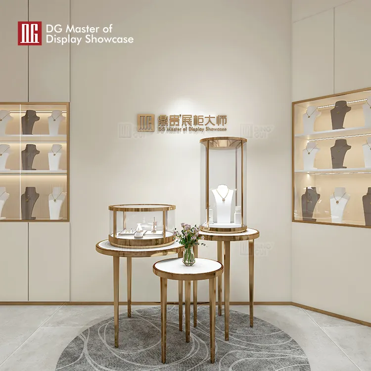 Boutique Combo Showcase: Island Display Cabinet 4