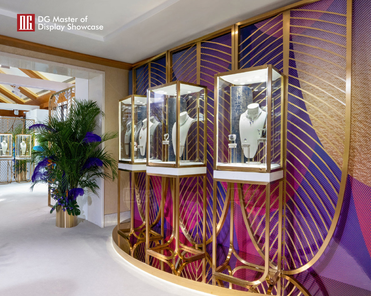 Dizajn luxusných šperkov a hodiniek DG Showcase, vitríny, pulty 9