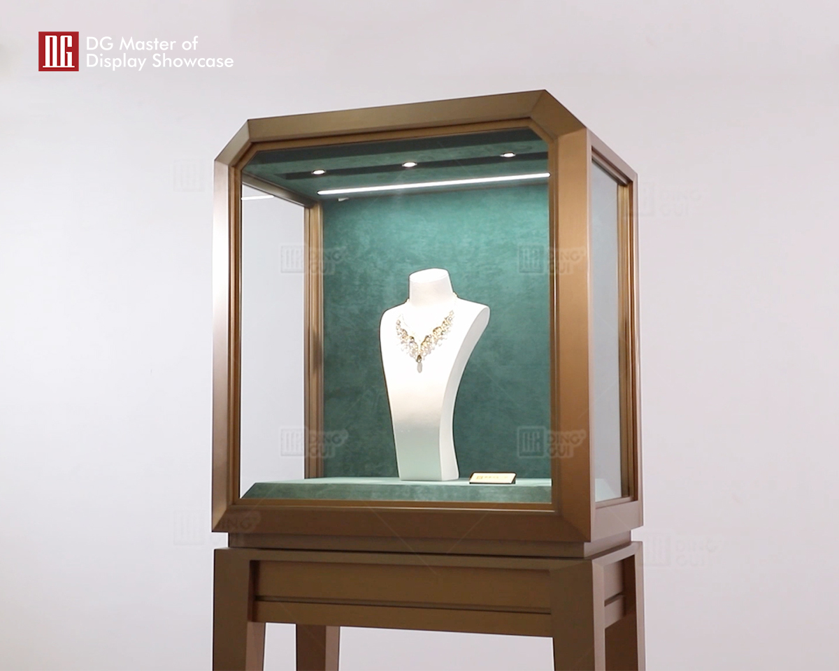DG Showcase Attraktivt smykkedisplay i rustfrit stål til butiksvindue 8