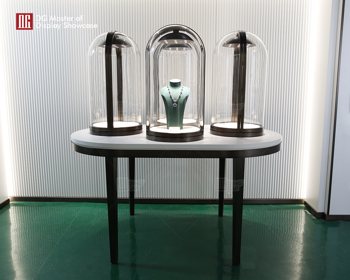 DG Showcase Unikalny projekt witryny na biżuterię i zegarki na blacie, dekoracja sklepu 7
