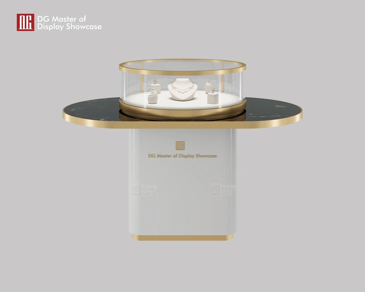 Luxurious and Exquisite Jewelry and Watch Island Showcase by DG 1