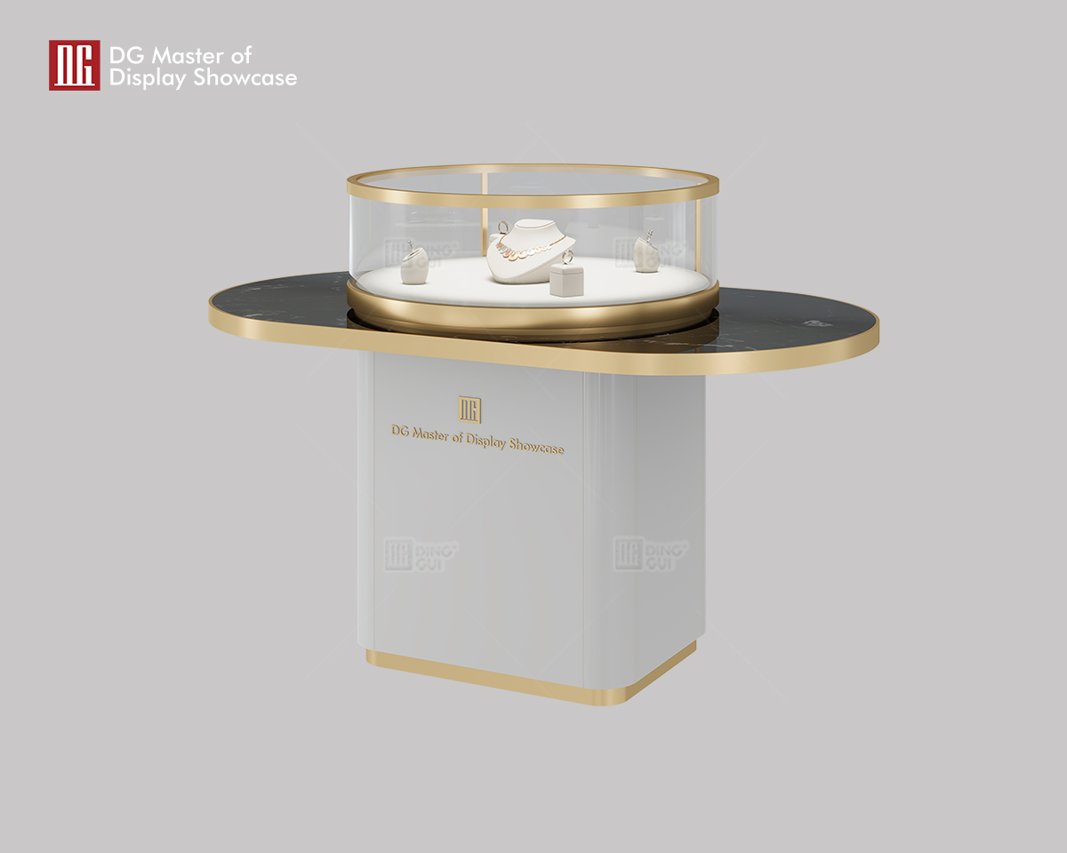 Luxurious and Exquisite Jewelry and Watch Island Showcase by DG 8