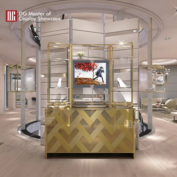 Luxury Jewelry Showcases: High End Designs & Quality 3