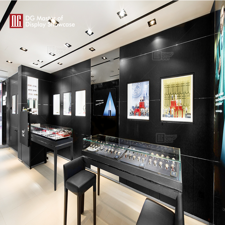 DG Display Showcase | high end Watch Showcase manufacturers design solution 7