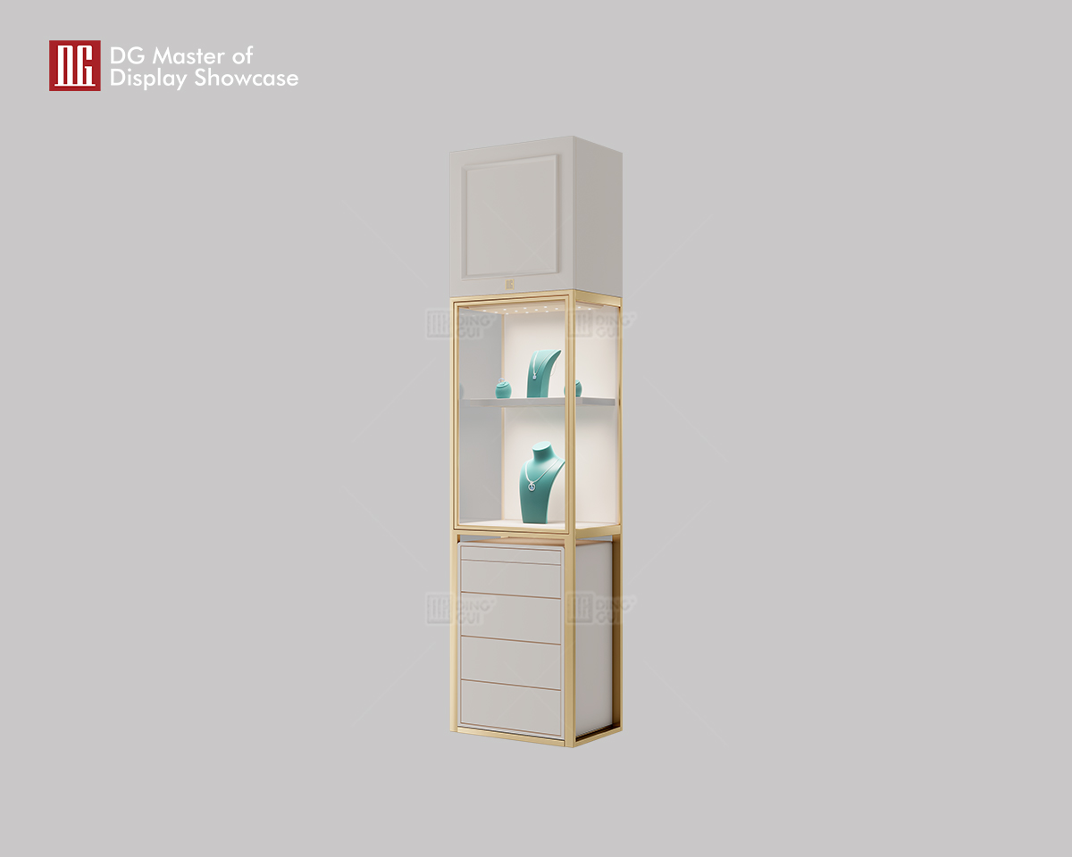 DG New Research Luksus smykker og ure udstillingsvindue 8