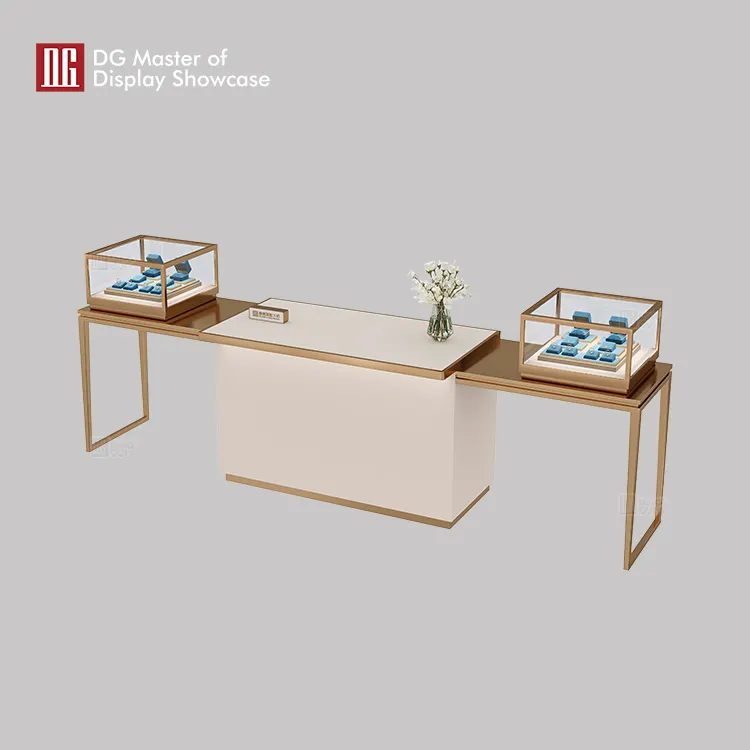 DG Display Showcase | Bepoke Experience Table factory 4