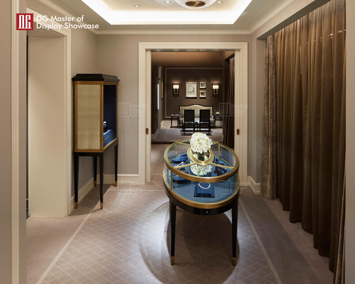 Vitrína DG, luxusné šperky na mieru, vitrína na hodinky, profesionálna vitrína 10