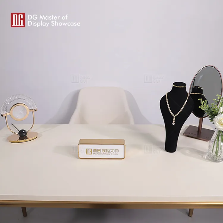 luxury Jewellery Showroom Furniture wholesale | DG Display Showcase 5