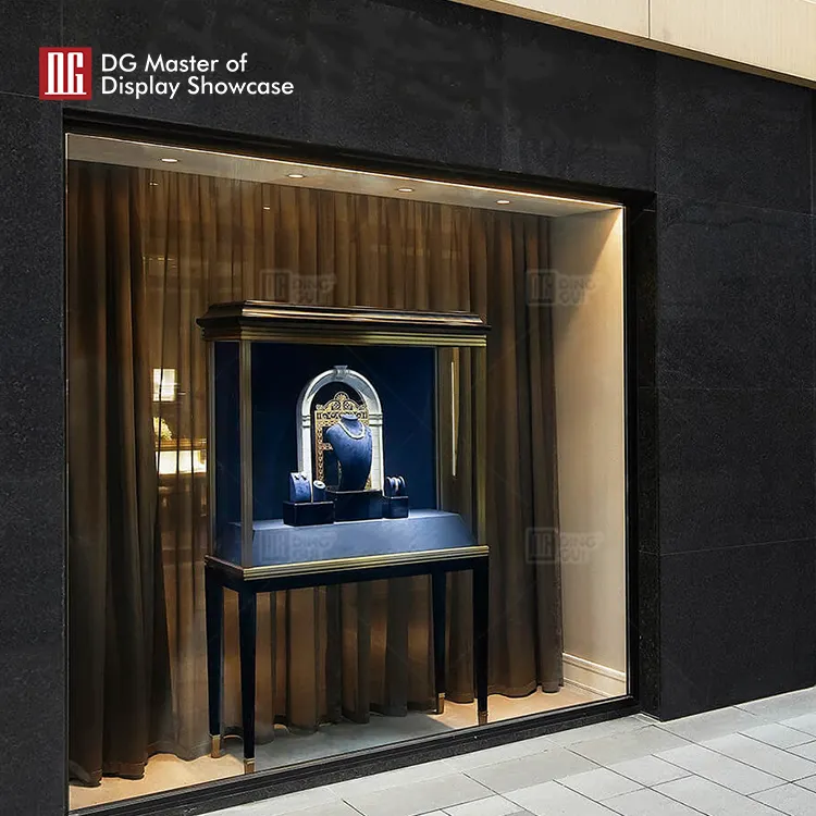 leading jewellery store design design idea | DG Display Showcase 4
