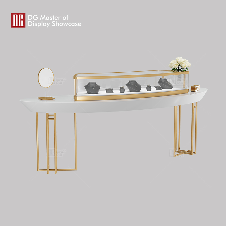 DG Display Showcase | Bepoke Experience Table manufacturer 6