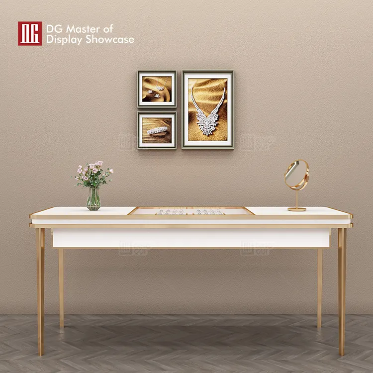 Modern Luxury Jewelry Experience Table 5