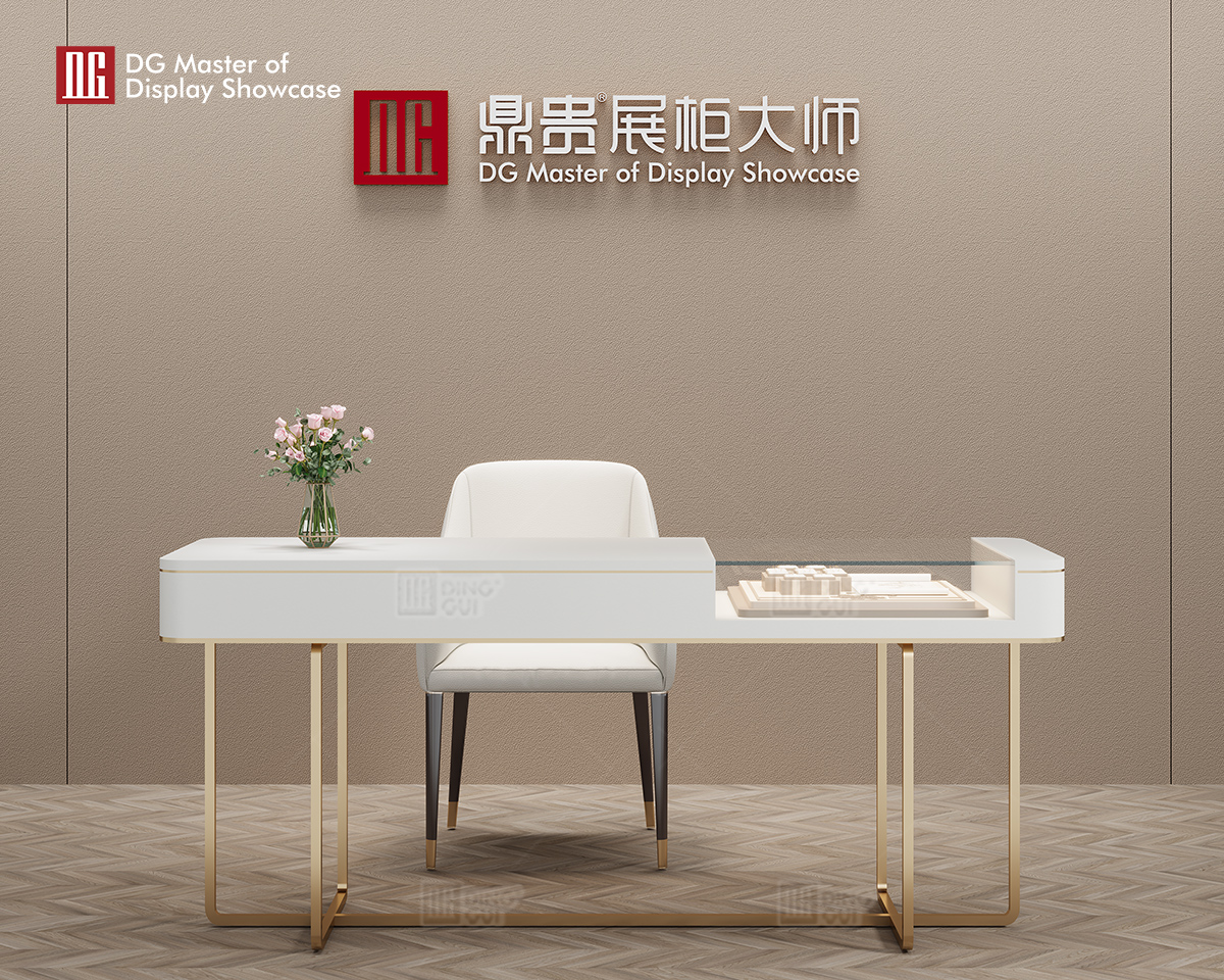 DG Showcase Custom Jewellery Watch Experience Table Store For Fancy Luxury Retail Store Shop Design 10