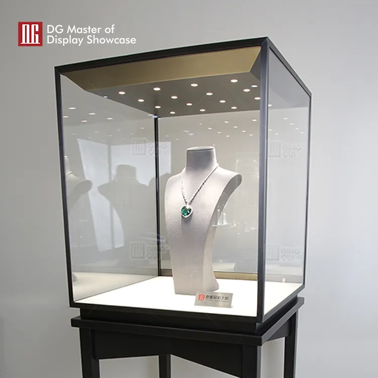 High-End Jewelry Display Showcase: Upright Display Cabinet 5