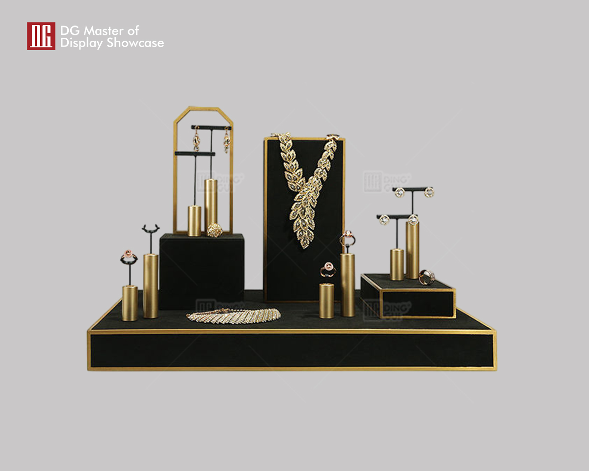 Custom jewelry necklace stand wholesale Manufacturer | DG Display Showcase 7