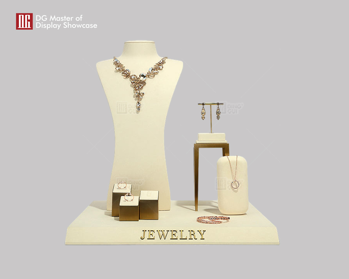 DG Showcase custom jewelry display props set for luxury store ounter design 10