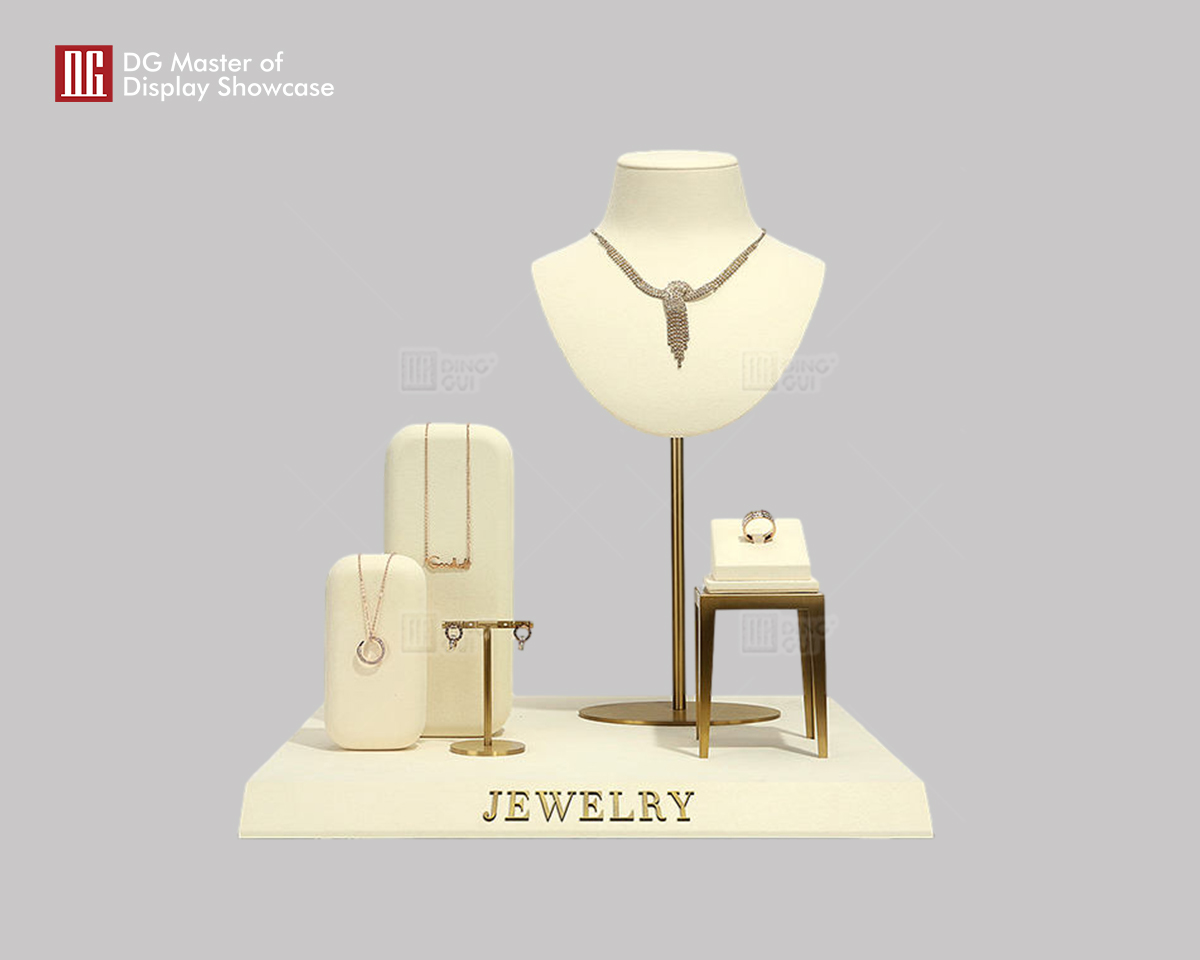 DG Showcase custom jewelry display props set for luxury store ounter design 9