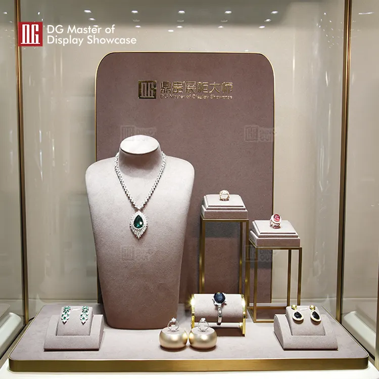 Custom jewelry props for display manufacturer Manufacturer | DG Display Showcase 2