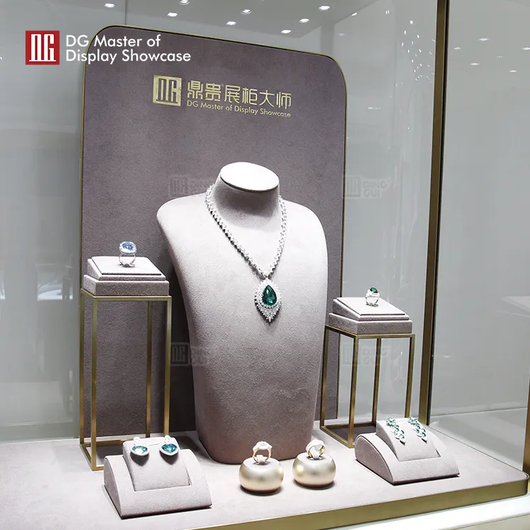 Custom jewelry props for display manufacturer Manufacturer | DG Display Showcase 4