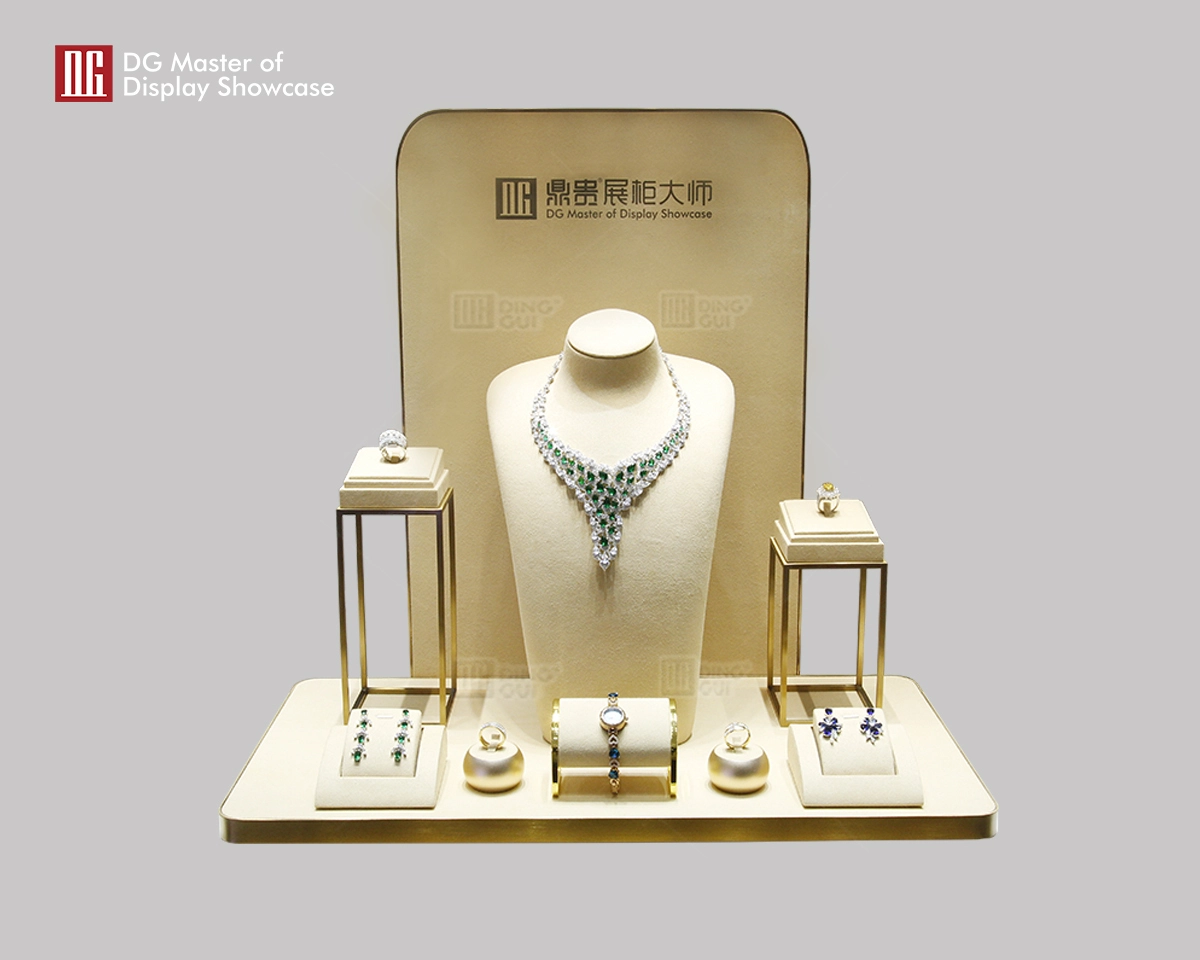 DG Showcase fashion jewelry store display props set latest design for sale 1