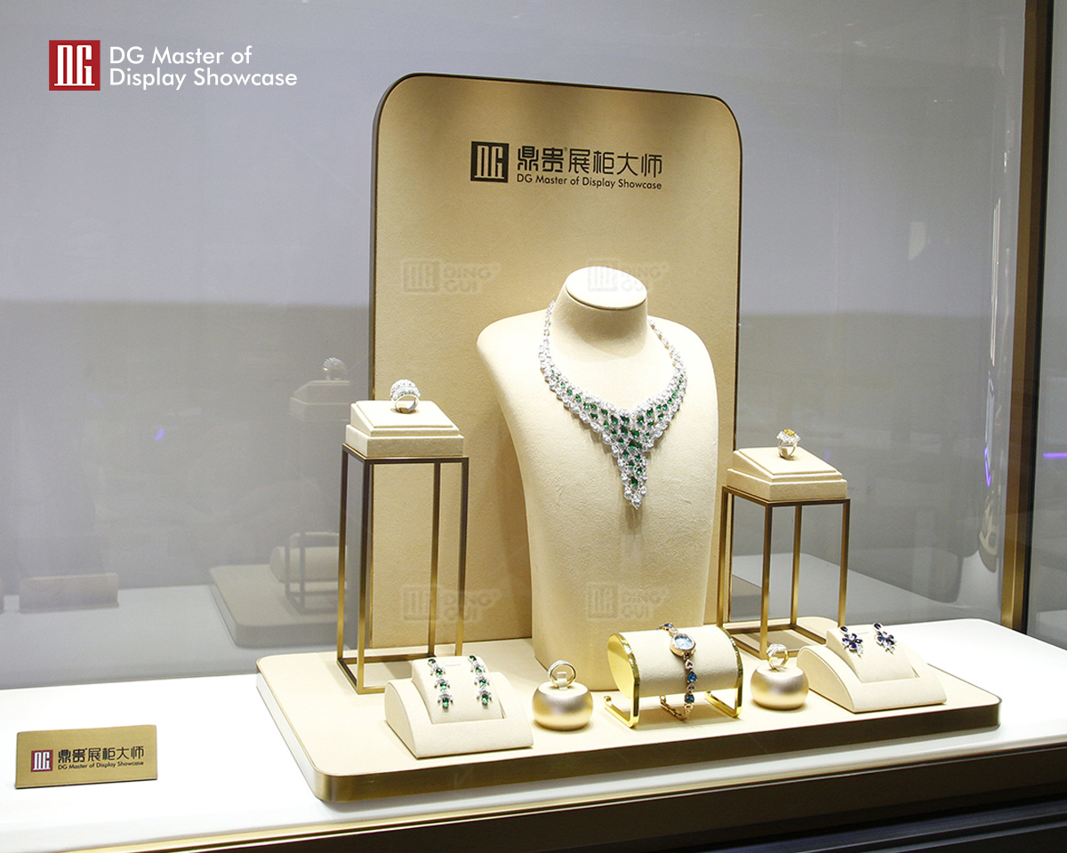DG Showcase fashion jewelry store display props set latest design for sale 7