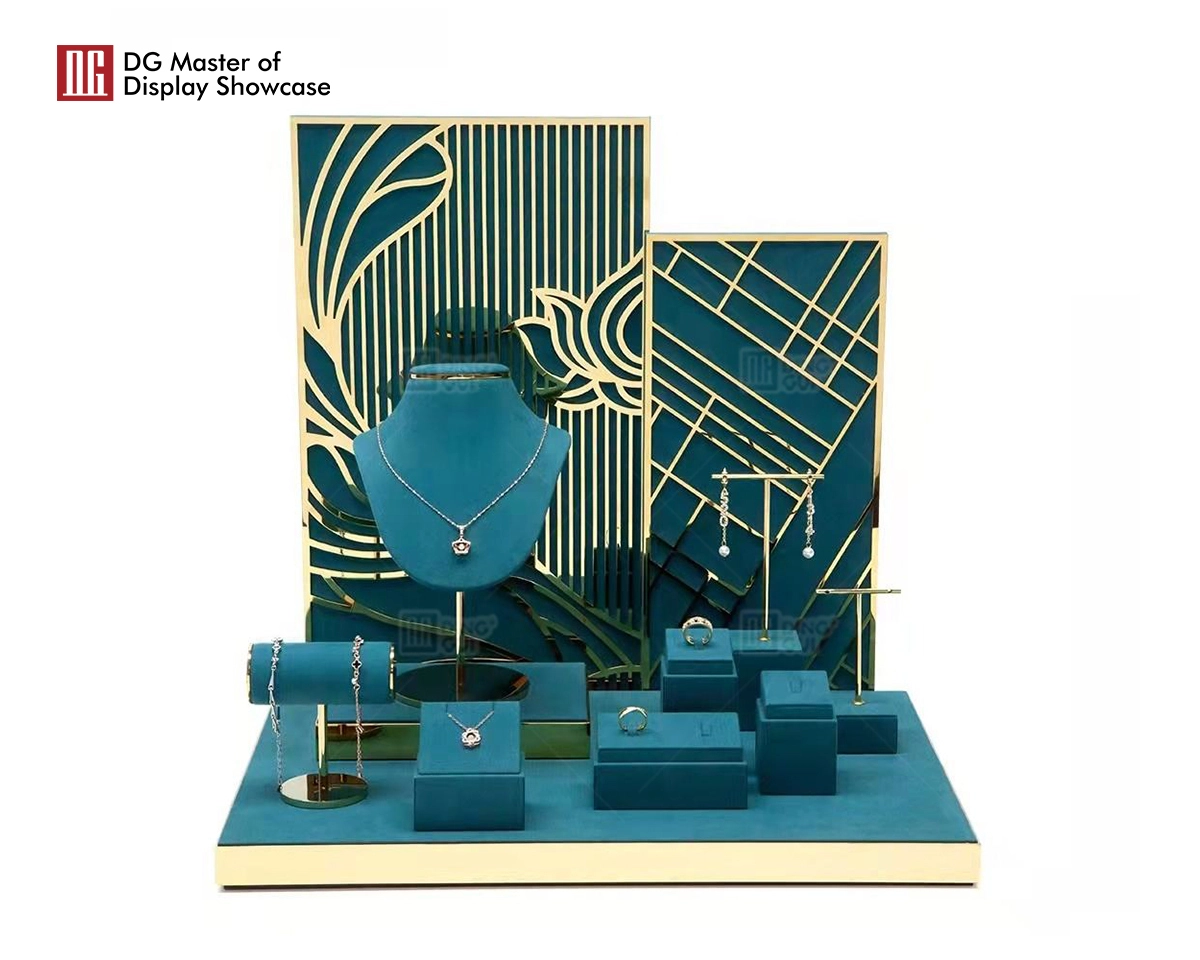 DG Showcase Factory Original Design Metal Jewelry Display Props Velvet Stand  For Jewellery Store Decoration 1