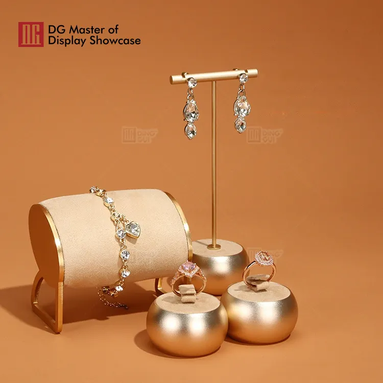 Dreamy Stainless Steel Jewelry Display Stand 5