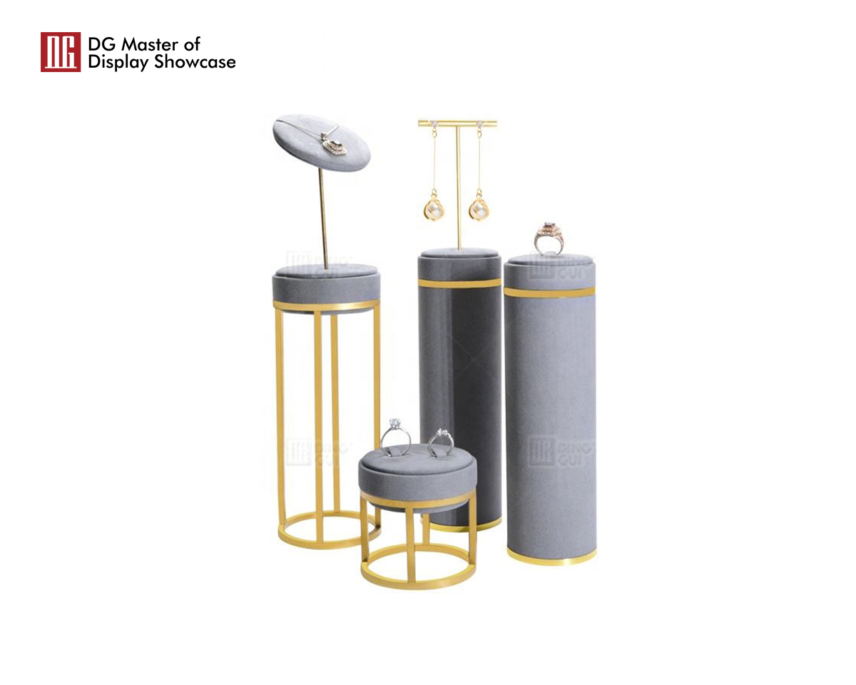 high end jewelry display tray design solution | DG Display Showcase 9