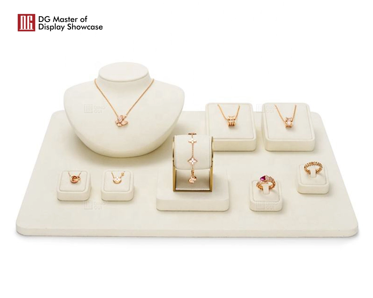 DG showcase New Jewelry Display Sets Metal PU Leather Ring Earrings Necklace Holder Props 1