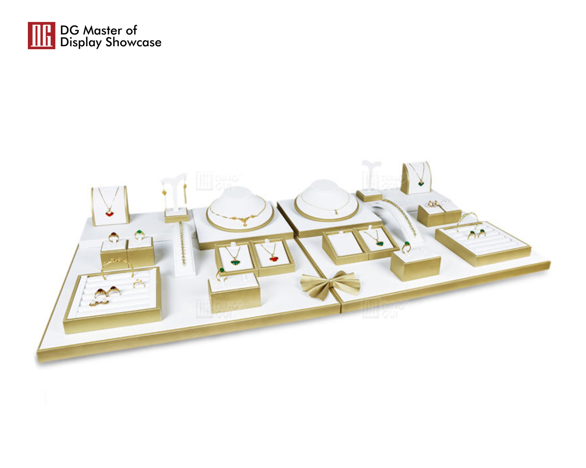 Luxury Jewelry Display Set 9