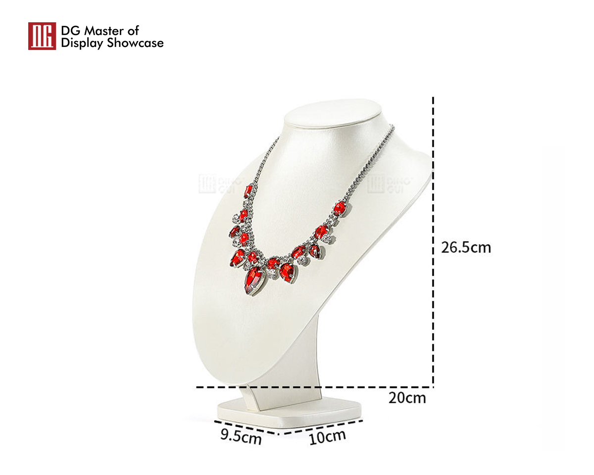 DG Showcase Brugerdefinerede Smykkedisplayrekvisitter Høj kvalitet Halskæde Display Stand Pu læder Smykke Display Set 8