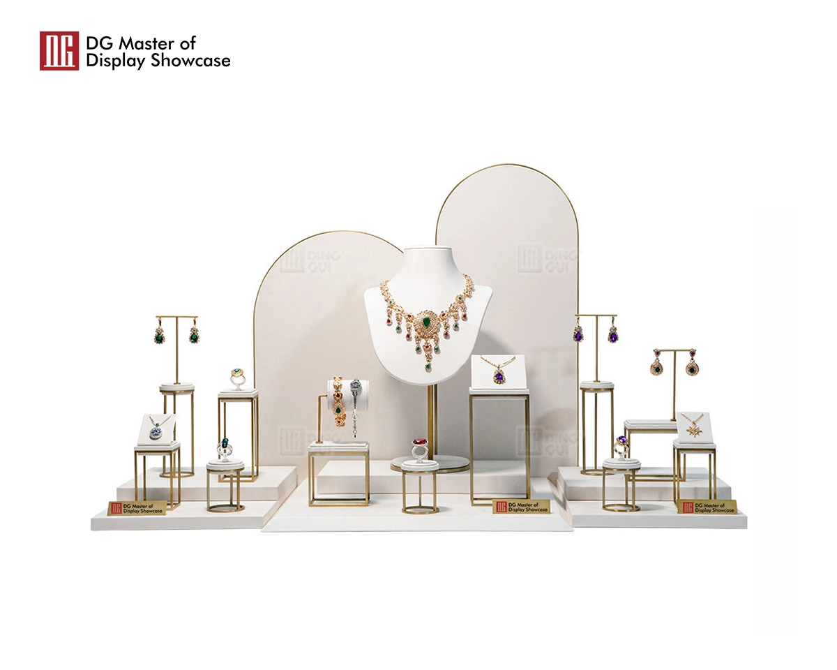 DG Showcase custom logo luxury showcase jewelry props display set para sa dekorasyon ng tindahan 1