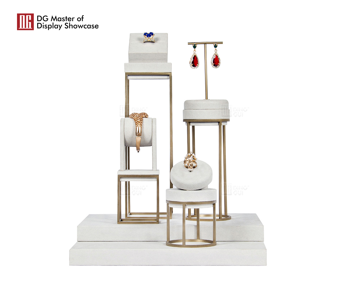 DG Showcase Luxury Jewelry Display Props Bracelet Earrings Ring Necklace Stand Set With Bust 8