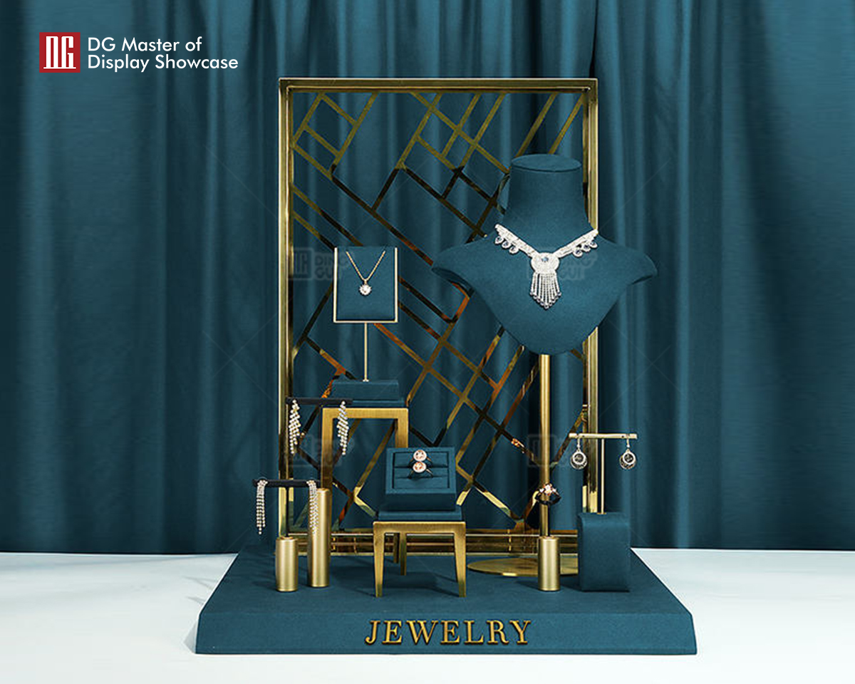 high end custom jewelry tray design solution | DG Display Showcase 10