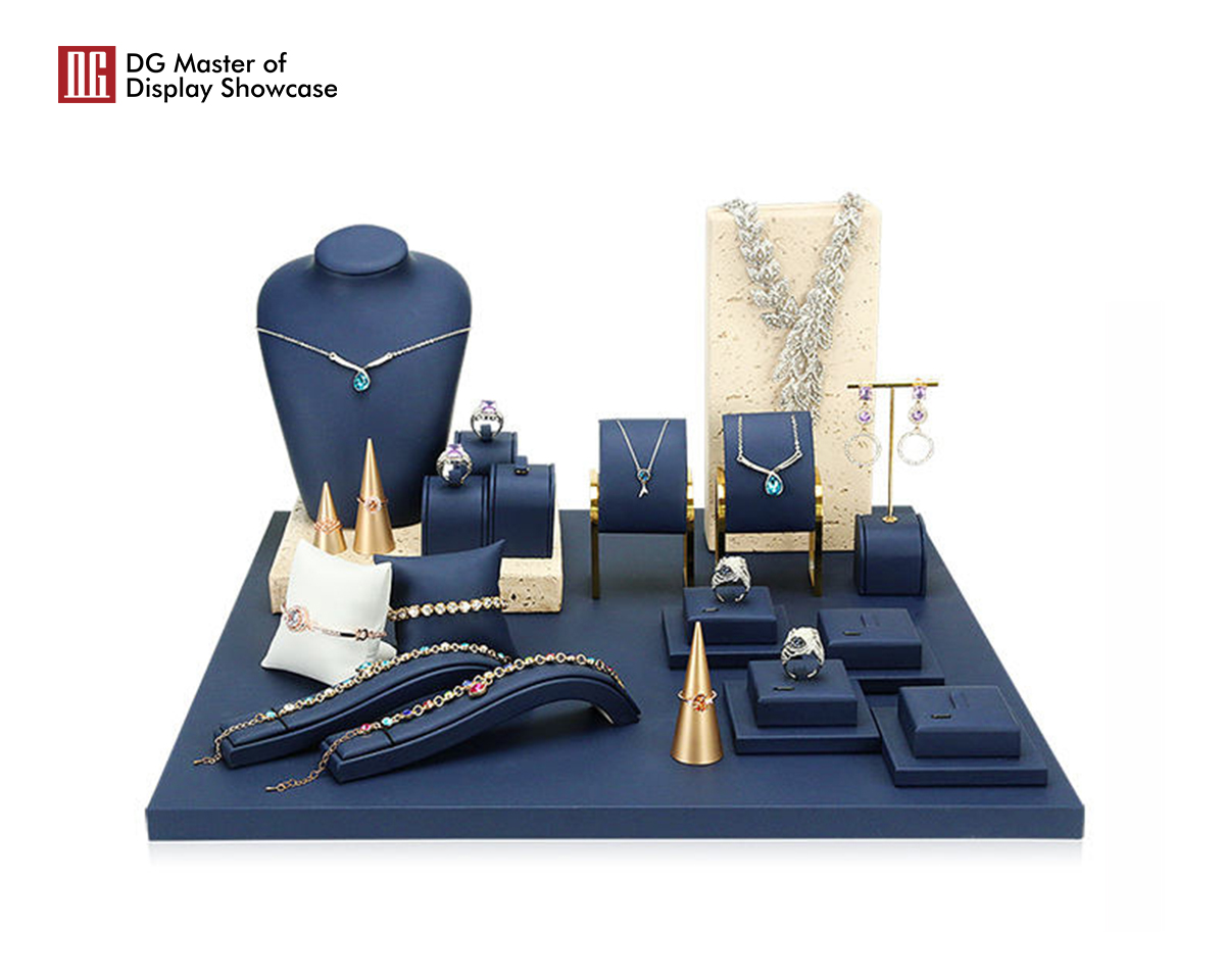 DG Showcase Smykkebutik Display Stand Blå Læderbetrukket Smykkerekvisitter til Bordmontering 7